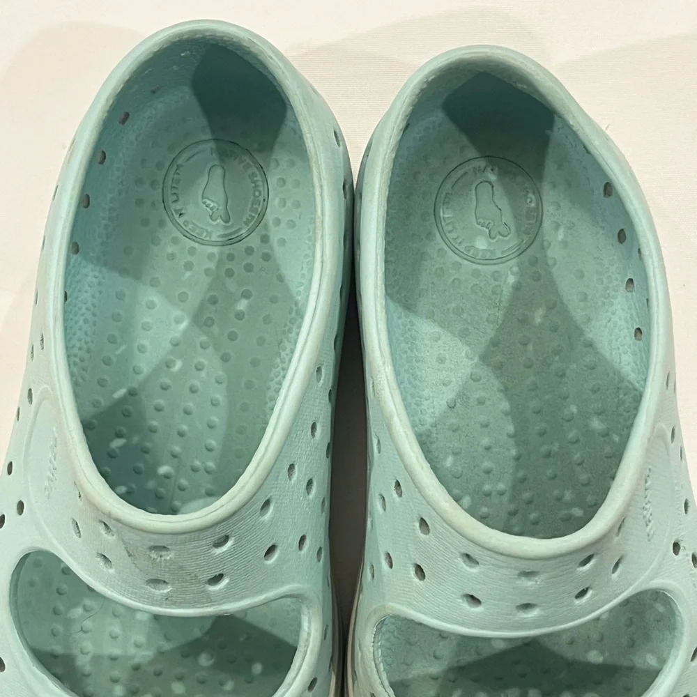 Native Juniper Water Sneaker Child’s size 10 Light Blue
